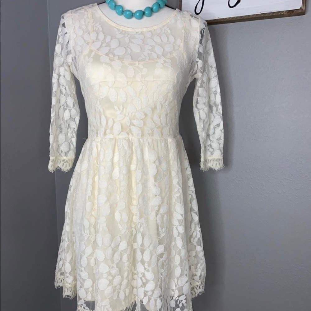 Beautiful Ivory Clues Collections Dress #0725
